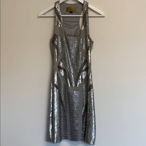 nicole miller silver dress Nicole miller silver dress